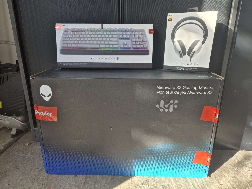 Alienware AW510K / Alienware AW3225DM 32 / Alienware AW520H, Computers en Software, Monitoren, Niet ingevuld, Alienware, Ophalen of Verzenden