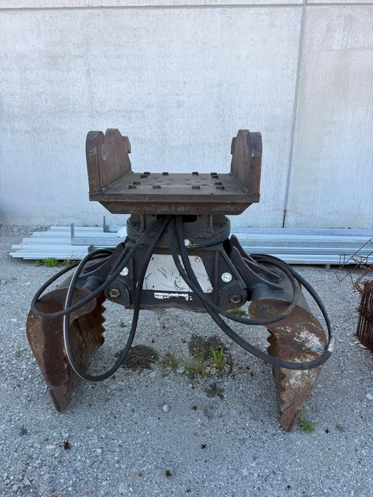 Roterende grijper HT452, Ophalen, Kraan