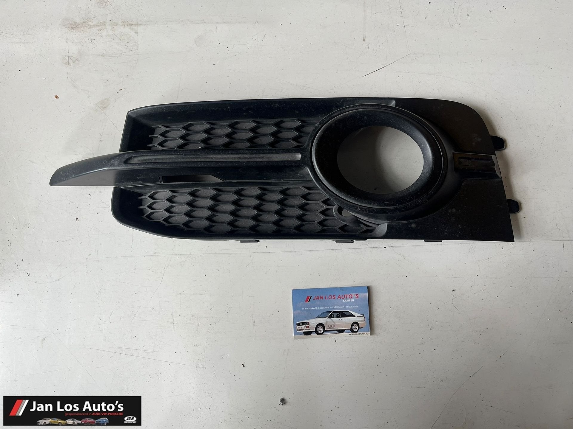 Bumper rooster links Audi A1 8X0807681B, Gebruikt, -, -, -