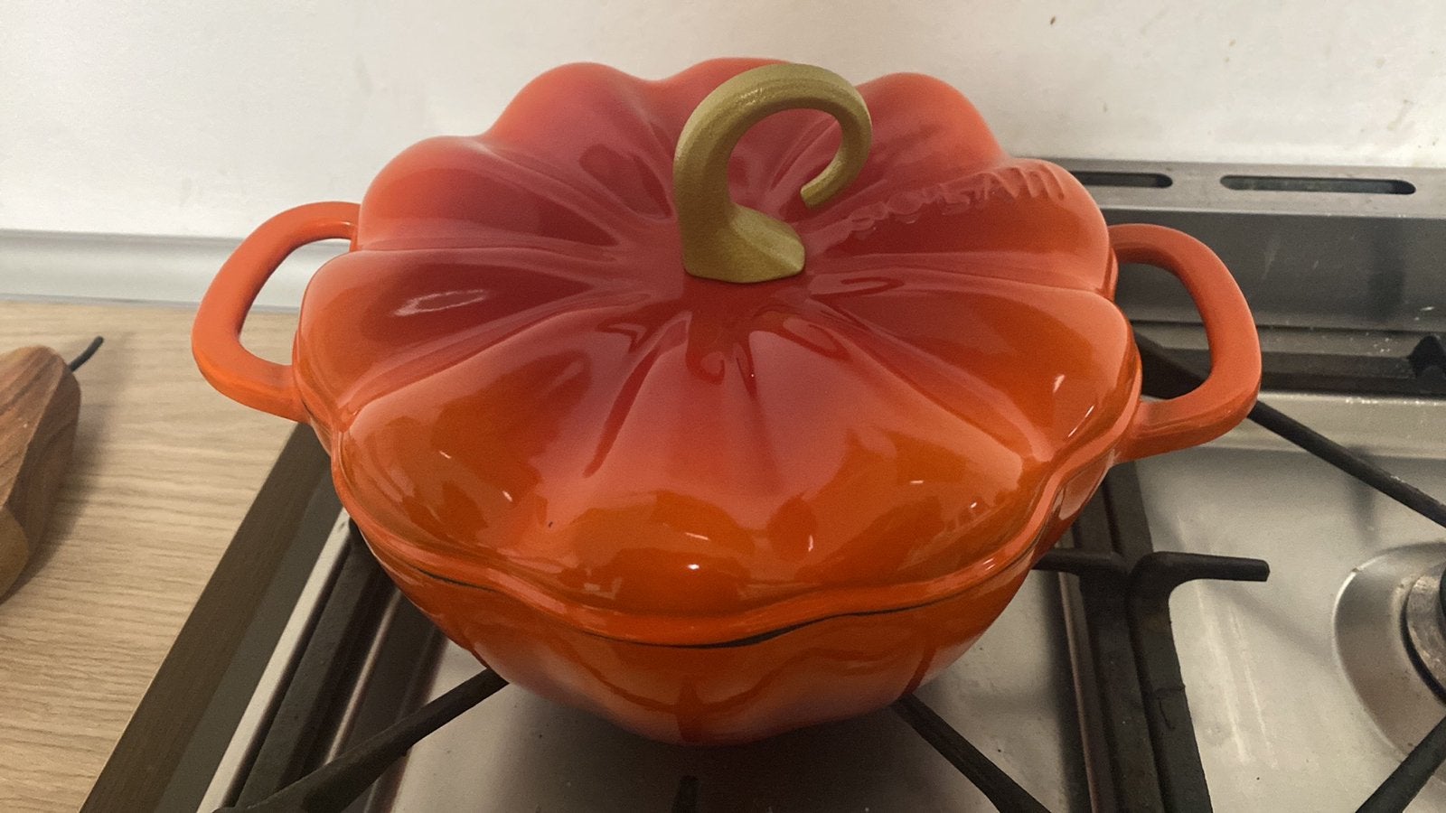 Cocotte citrouille, Maison & Meubles, Cuisine | Casseroles & Poêles, Enlèvement, Comme neuf, Cocotte