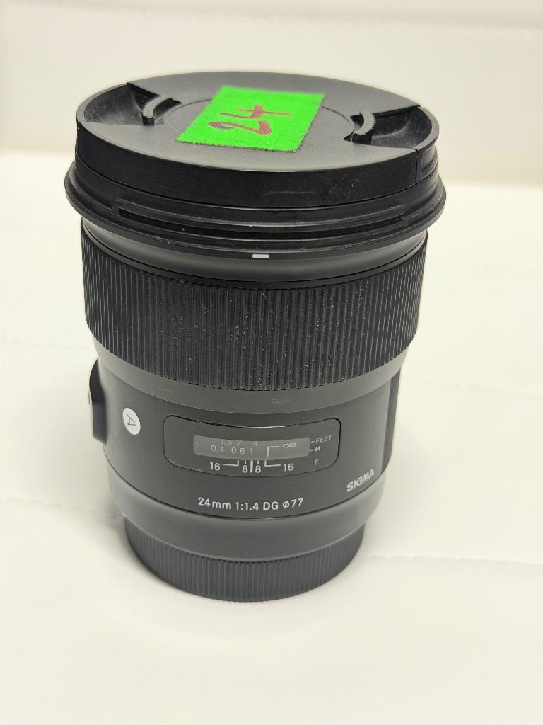 SIGMA 24 mm 1.4 CANON, Ophalen, Zo goed als nieuw, Groothoeklens