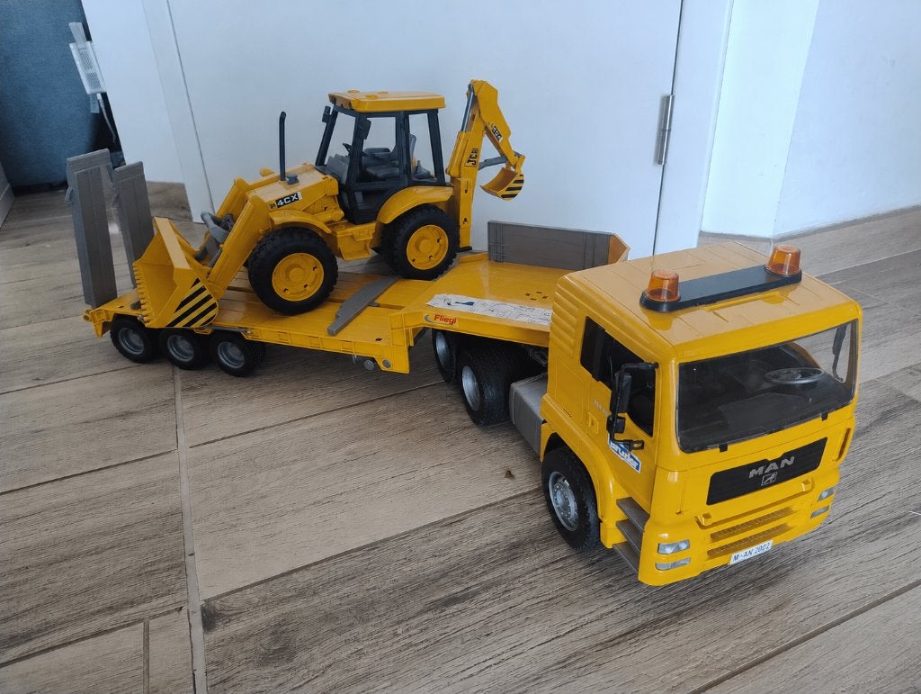 Camion porte-engin Bruder MAN TGA + Tractopelle, Enlèvement, Utilisé