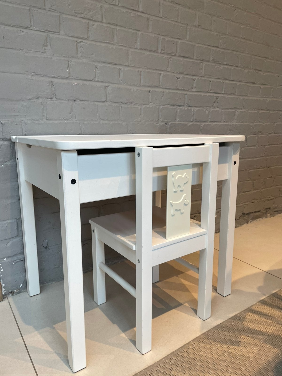 Bureau enfant IKEA Sundvik + chaise IKEA Kritter, Enlèvement, Utilisé, IKEA, Bureau enfant