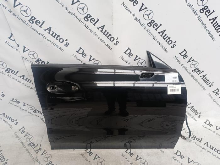Portière 4portes avant droite d'un Mercedes CLA (9191), 3 mois de garantie, Utilisé, Porte, -