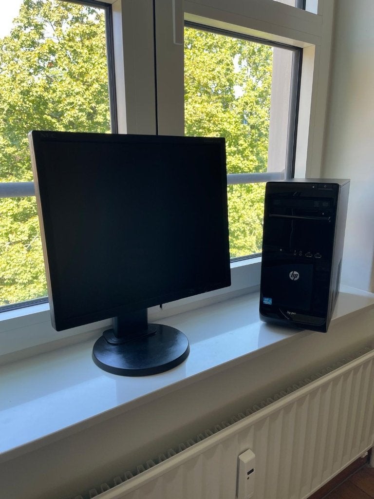 HP Pro 3500 desktop PC i3 8GB 500GB SSD + NEC monitor, 8 GB, Avec moniteur, SSD, 500 GB
