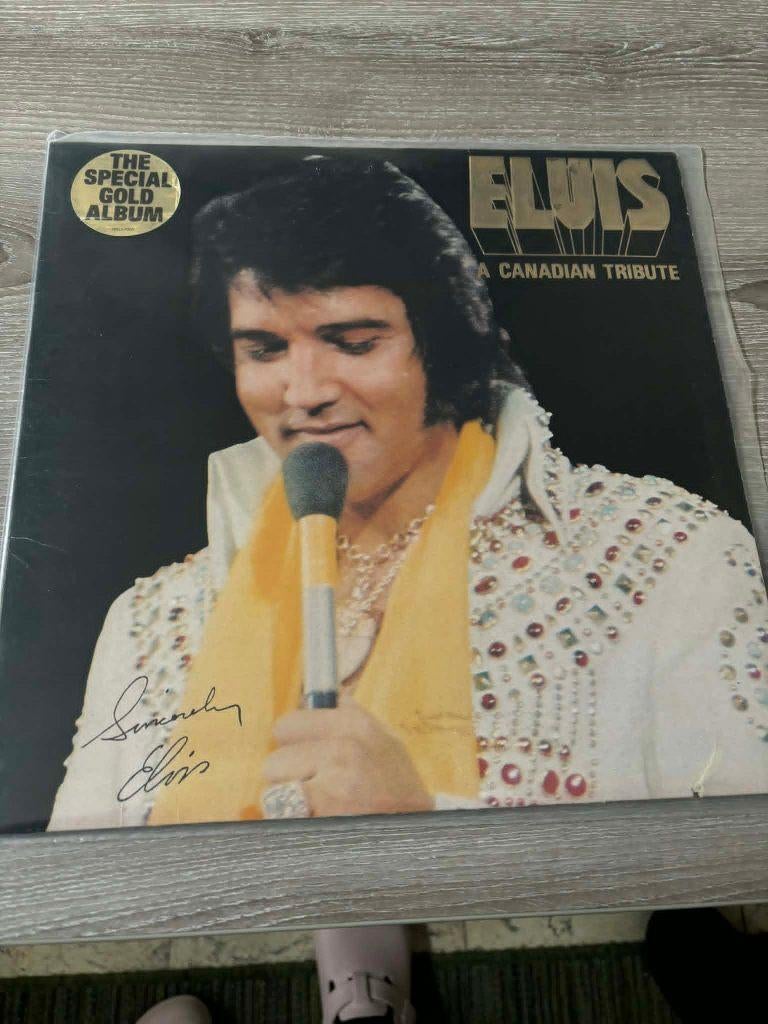Elvis lp, A Canadian tribute, USA persing, gold vinyl., 12 pouces, Enlèvement ou Envoi, Housse de protection extérieure, Comme neuf
