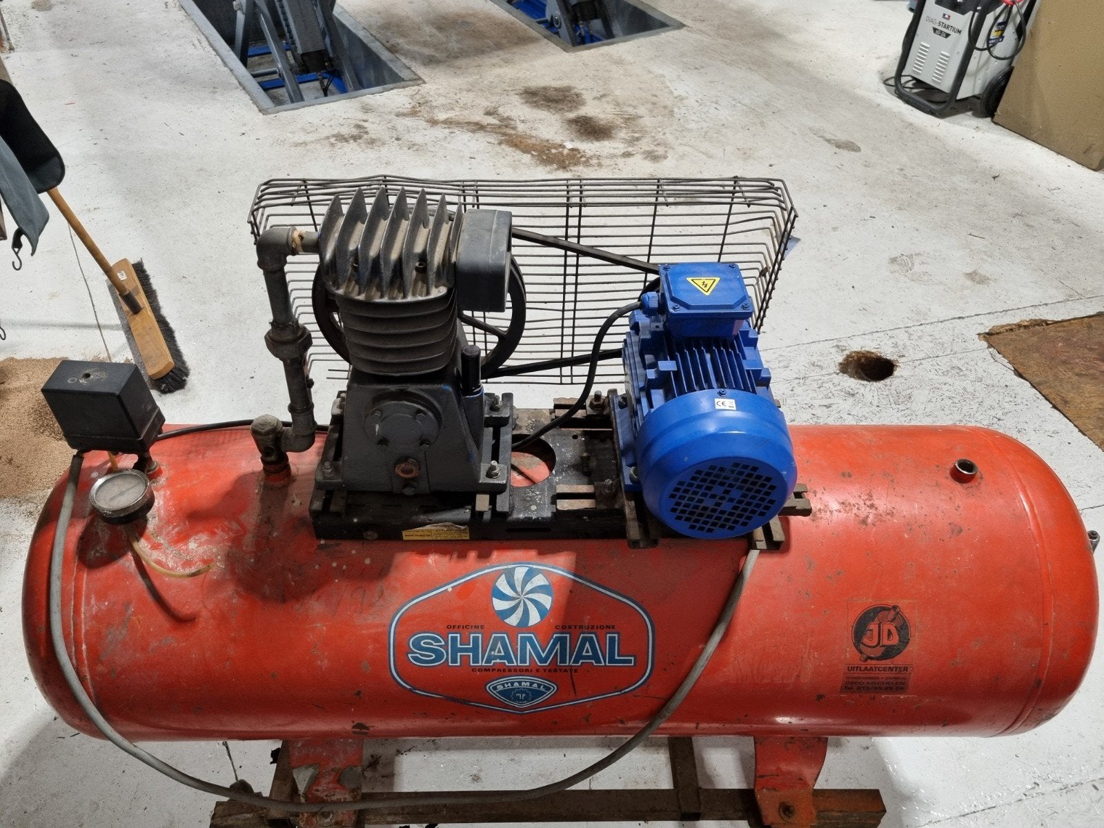 compressor shamal, Enlèvement, Utilisé, 6 à 10 bars, 100 litres ou plus