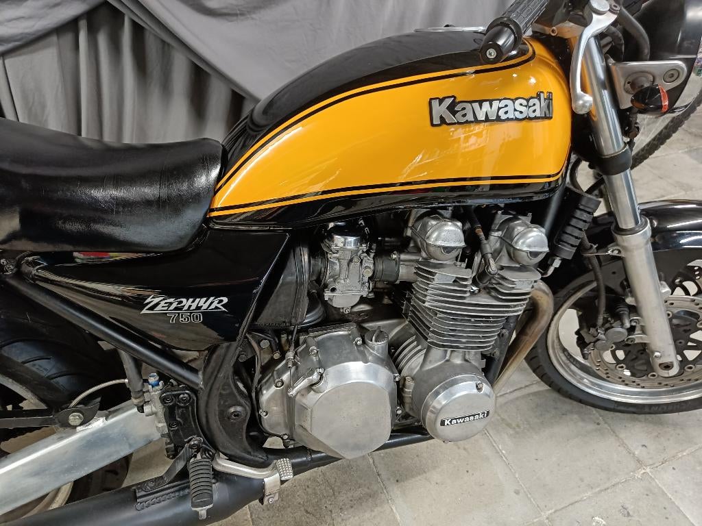 Kawazaki Zephyr 750 uit 1992 oldtimer, Motoren, 750 cc, Sportuitlaat, 4 cilinders, Gebruikt