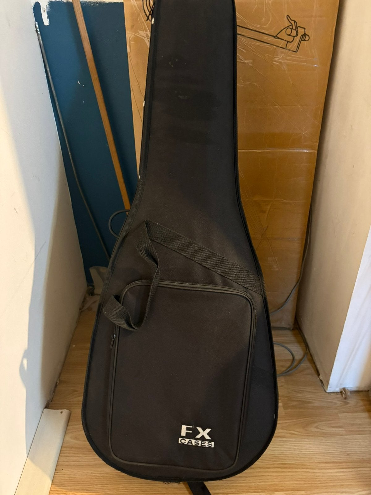 Etuis de guitares, Enlèvement, Comme neuf, Guitare acoustique