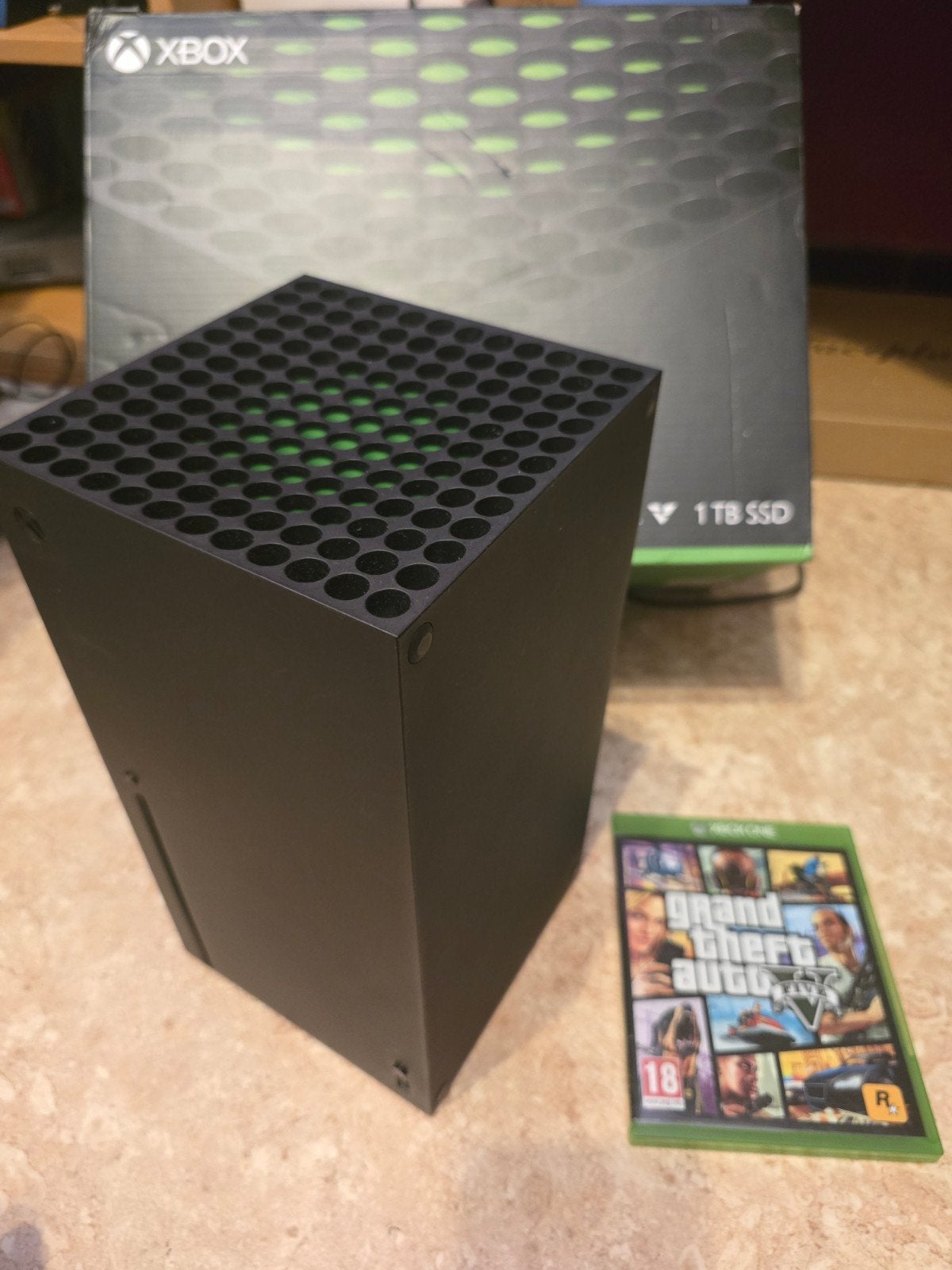 Xbox Series X avec boite manette et gta5, Ophalen, Xbox Series X