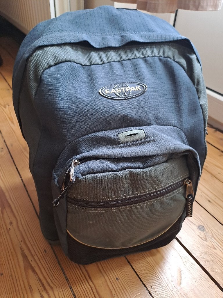 Sac a dos eastpak, Bijoux, Sacs & Beauté, Sacs | Sacs à dos, 25 à 40 cm, Utilisé, Eastpak, 30 à 45 cm