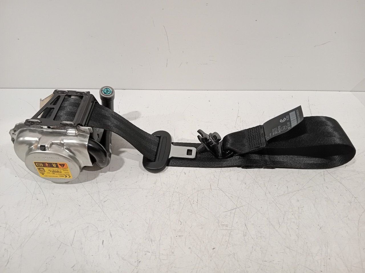 Veiligheidsgordel links achter Polestar Polestar, Onderdelen@venauto.nl, Van der Ven Autorecycling B.V., Gebruikt, Ettenseweg 76, 4706 PB Roosendaal, The Netherlands