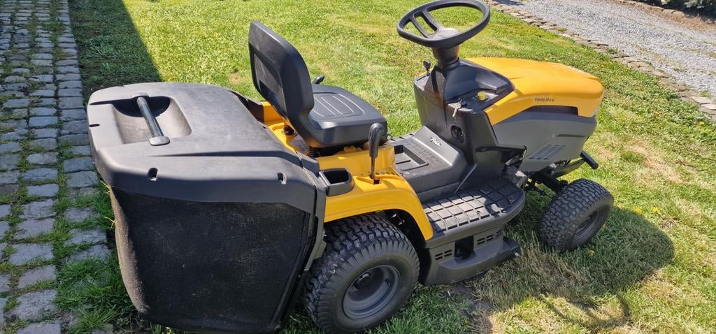 Stiga zitmaaier estate 384m, Tuin en Terras, Ophalen