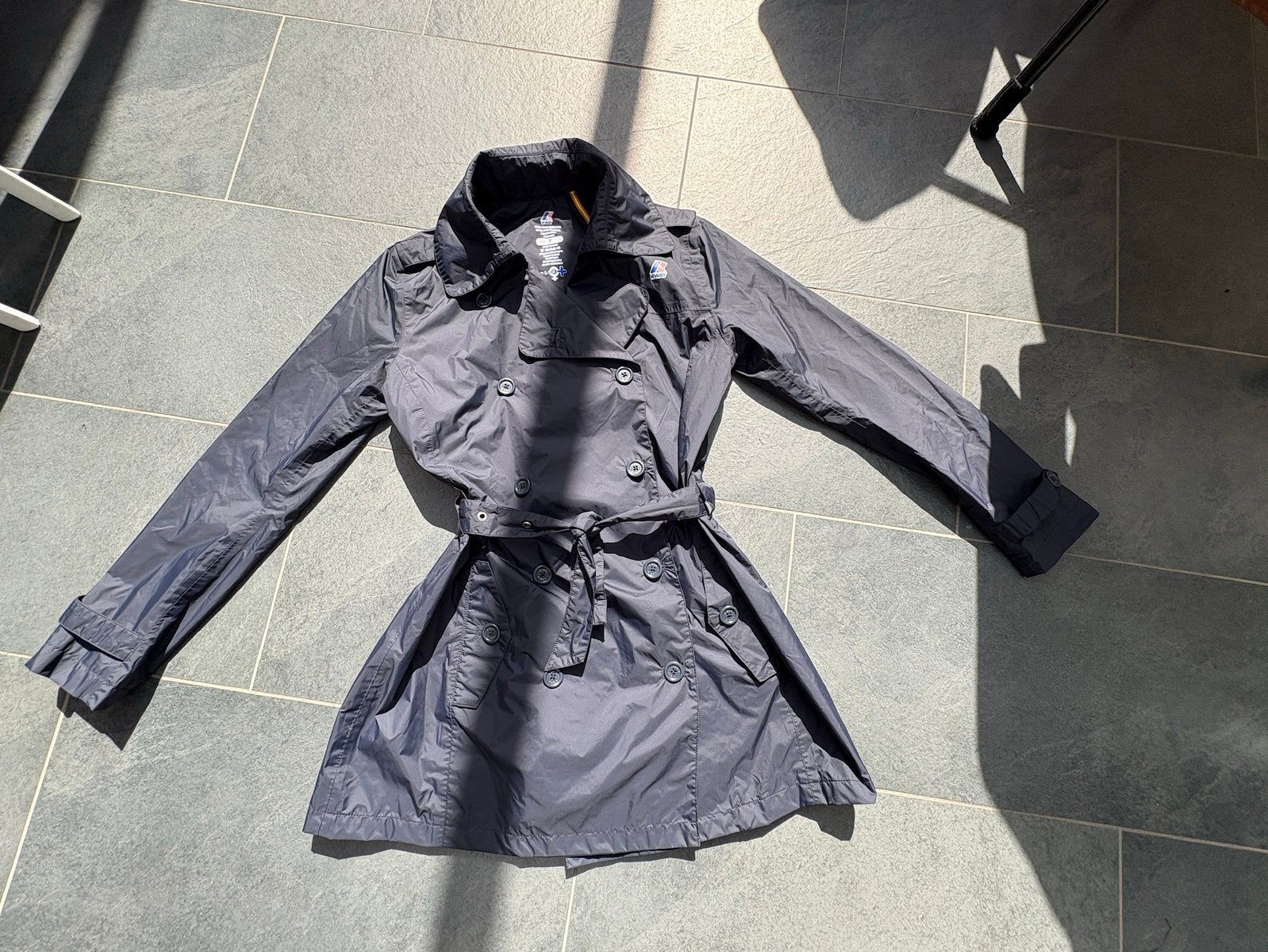 Mooie regenjas K-Way mantelmodel mt M, Enlèvement ou Envoi, Comme neuf, Imperméable