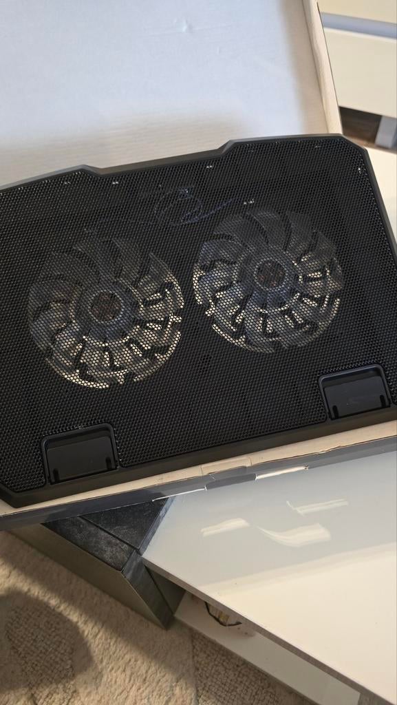 Laptop Koeler (tot 15.6 inch / 40cm, Computers en Software, Computerkoelers, Zo goed als nieuw, Ophalen