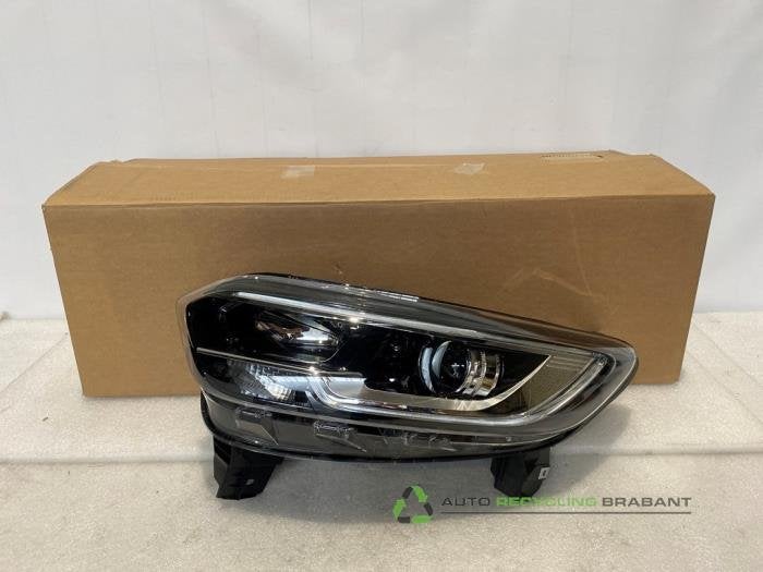 Phare gauche d'un Renault Kadjar, Renault, -, 3 mois de garantie, Utilisé