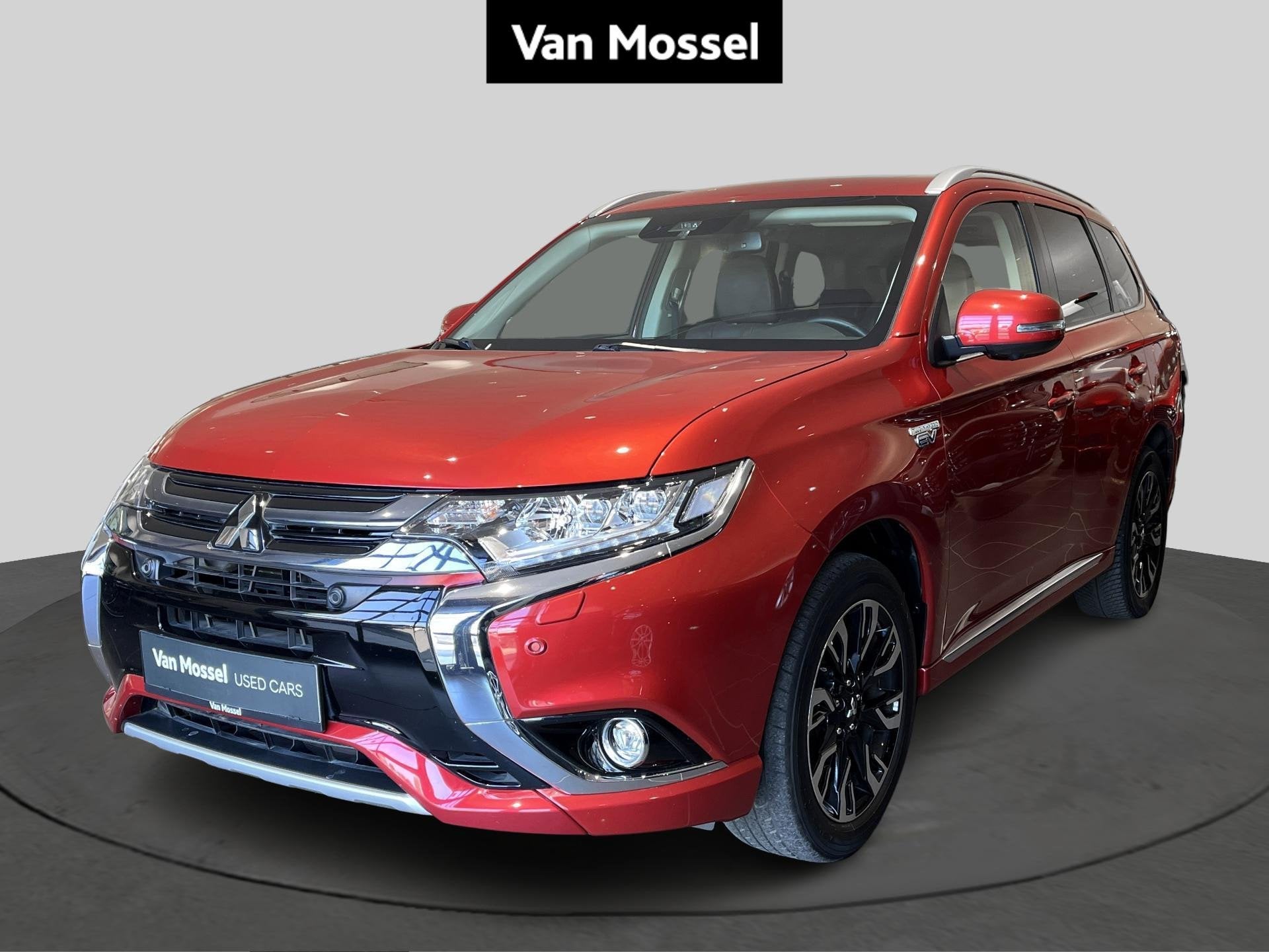 Mitsubishi Outlander 2.4 PHEV 4WD Instyle SDA AT, Auto's, Mitsubishi, Automaat, 40 g/km, 4 cilinders, Automatische klimaatregeling