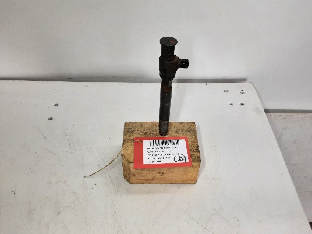 INJECTEUR Peugeot Boxer (U9) (01-2006/12-2023) (9824388280), Autos : Pièces & Accessoires, Kontakt-peugeot@peugeot.com, Utilisé