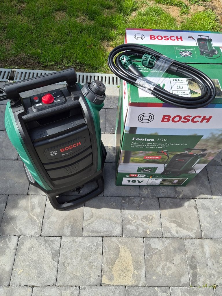 Pakket Bosch Drukreiniger en Kettingzaag, Ophalen, Accu, Zo goed als nieuw, Bosch