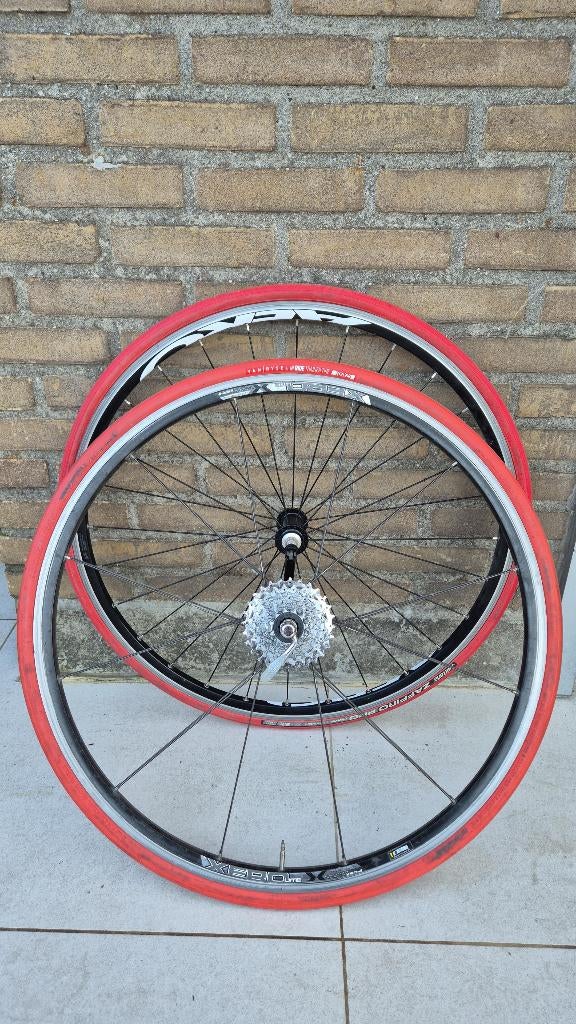 wielen Racefiets voor en achter met nieuwe cassette 10 speed, Titanium, Zo goed als nieuw, Racefiets, Ophalen