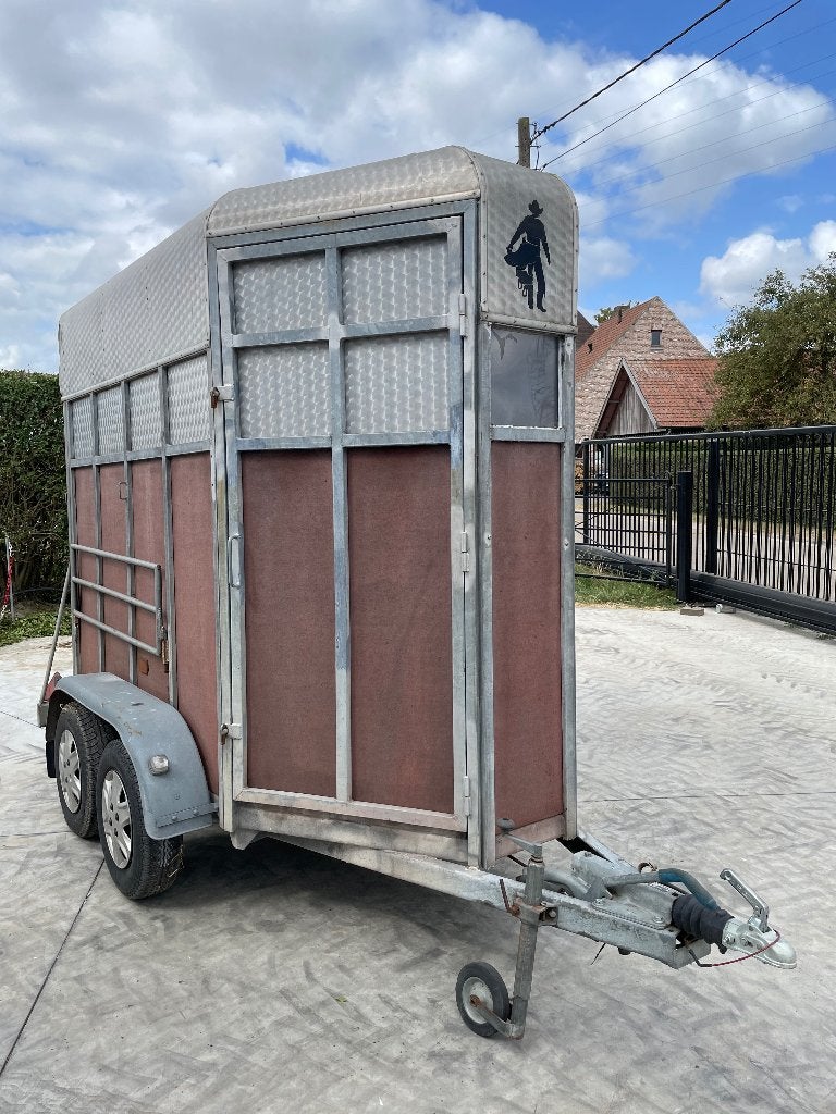 Paardentrailer, Ophalen, Gebruikt, Hout, 1½-paards trailer