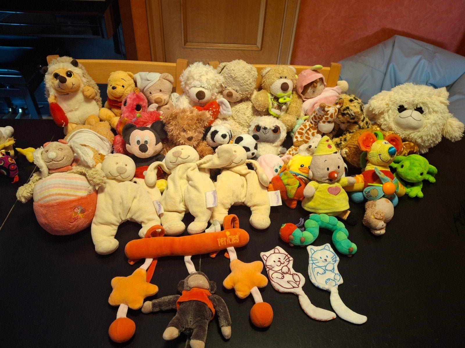 lot de doudous pour enfants, Enlèvement
