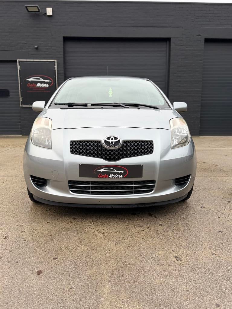 TOYOTA YARIS | 1.0 BENZINE | 2006 | 99000 KM | AIRCO, Auto's, Toyota, Zwart, Bedrijf, Handgeschakeld, 5 deurs