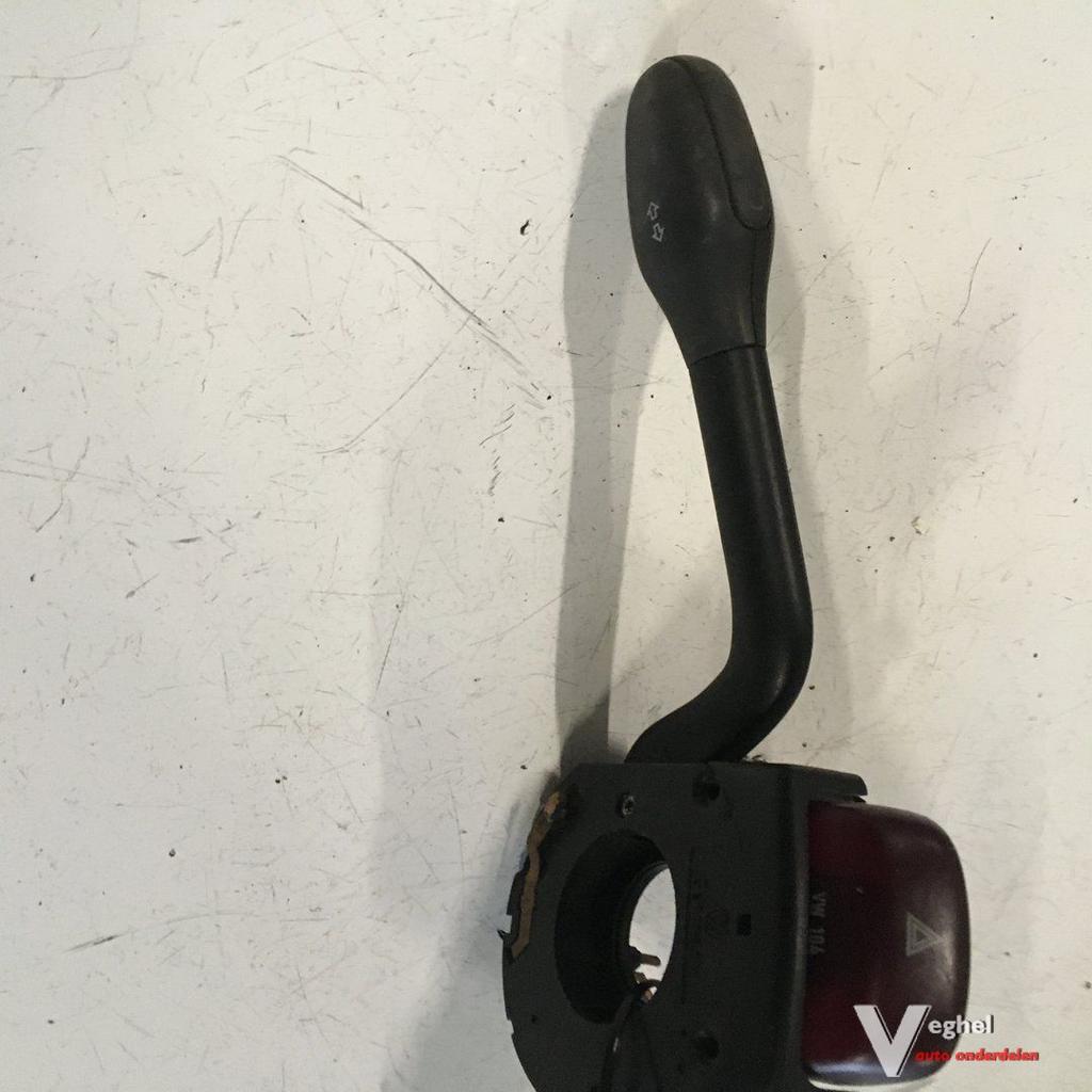 Vw Golf 3 Cabrio 1997 Richtingaanwijzer Alarmlichtschakelaar, Auto-onderdelen, Gebruikt, -, -, Ophalen of Verzenden