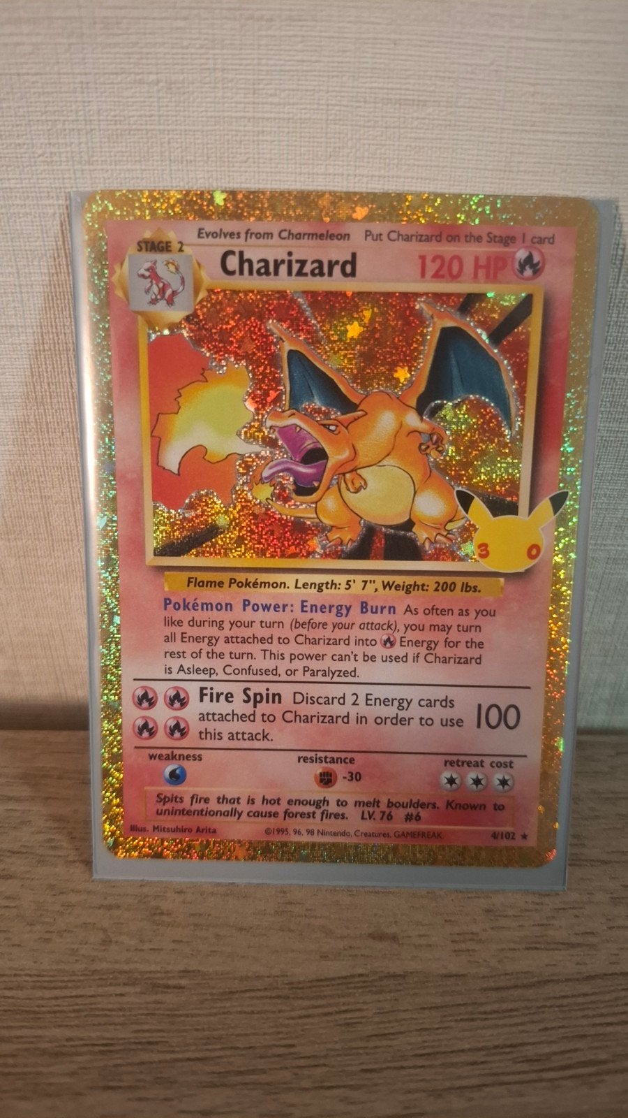 Pokemon - Charizard 4/102. 30th anniversary editie, Ophalen, Nieuw, Losse kaart