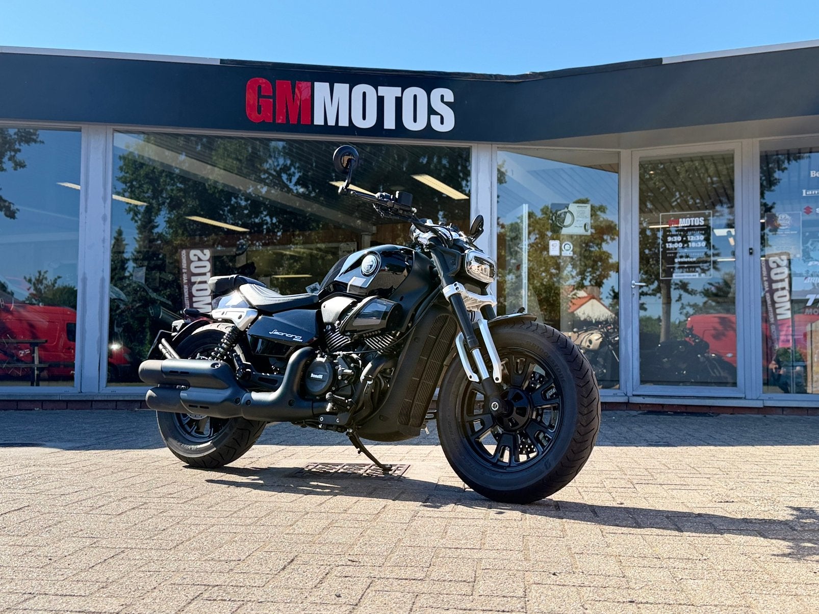 Benelli Leoncino Bobber 400 | 2026, Motos, Tourisme, Entreprise, 2 cylindres, Permis Moto A2 minimum