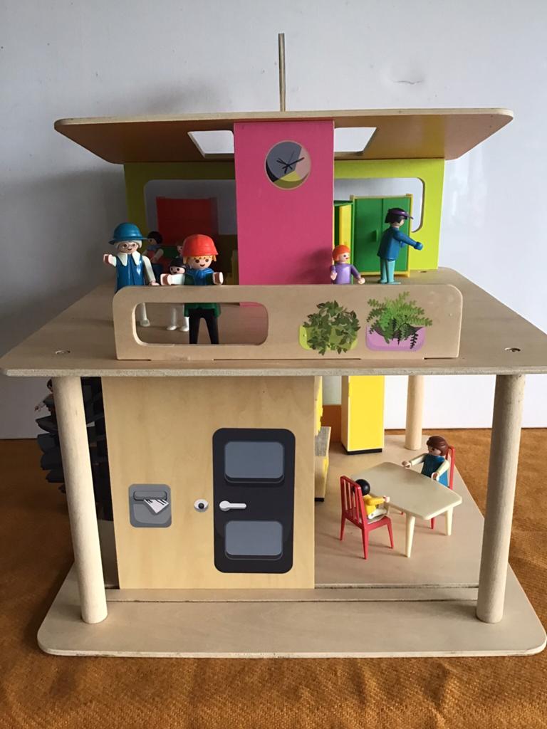 Poppenhuis, Ophalen, Zo goed als nieuw, Poppenhuis