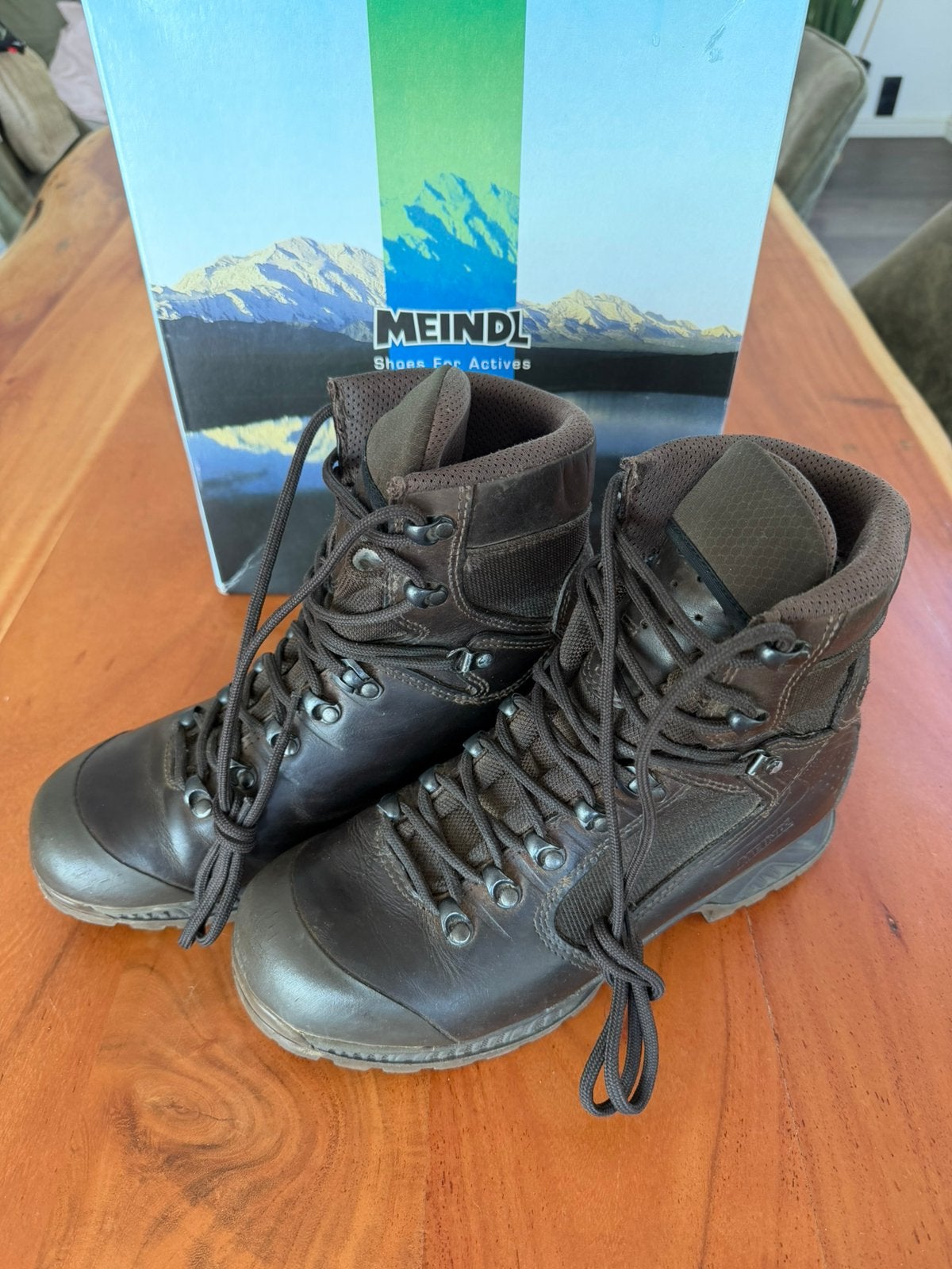 Chaussures de randonnée Meindl, Enlèvement ou Envoi, Comme neuf, Chaussures