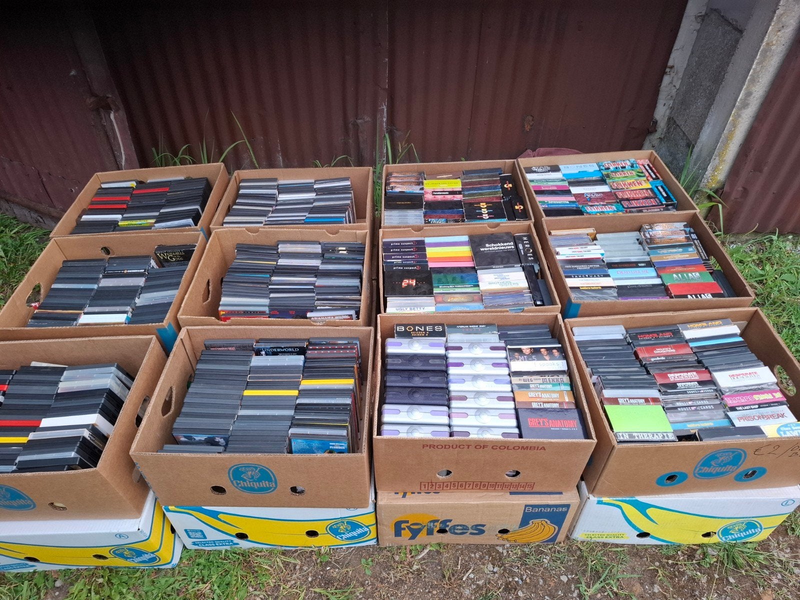 6 dozen dvd boxen en 6 dozen Dvd's, Ophalen, Gebruikt