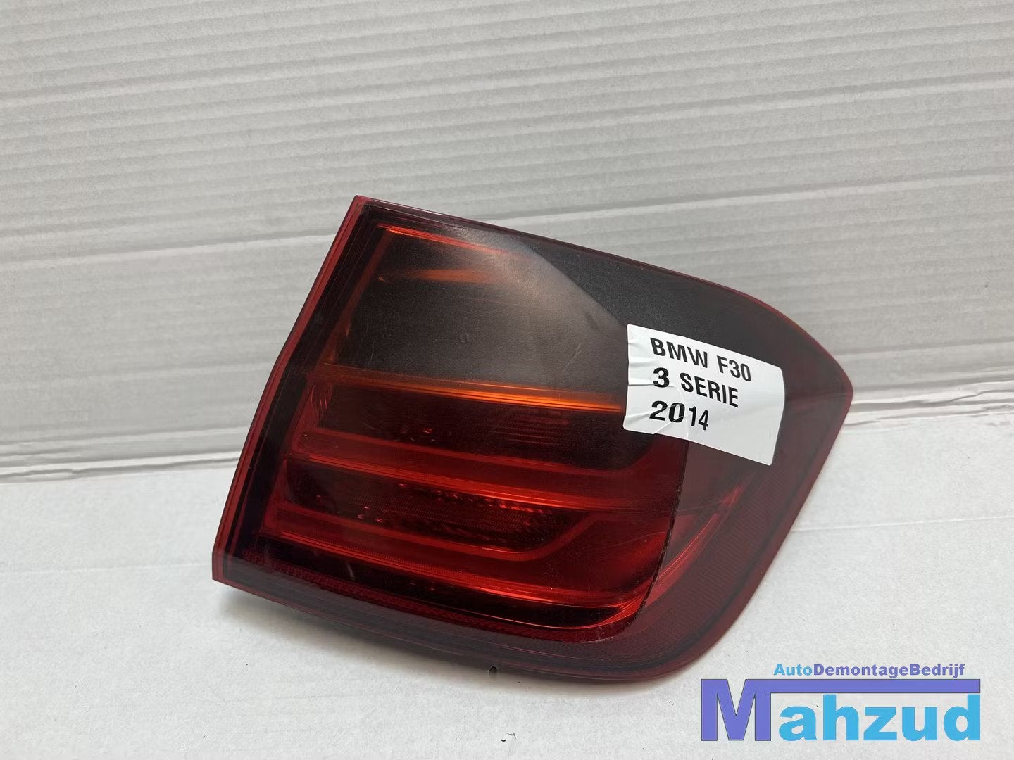 BMW 3 SERIE F30 sedan rechts buiten achterlicht 2011-2019, Petuelring 130
80788  Munich, DE, Gebruikt, Info@bmw.de, BMW