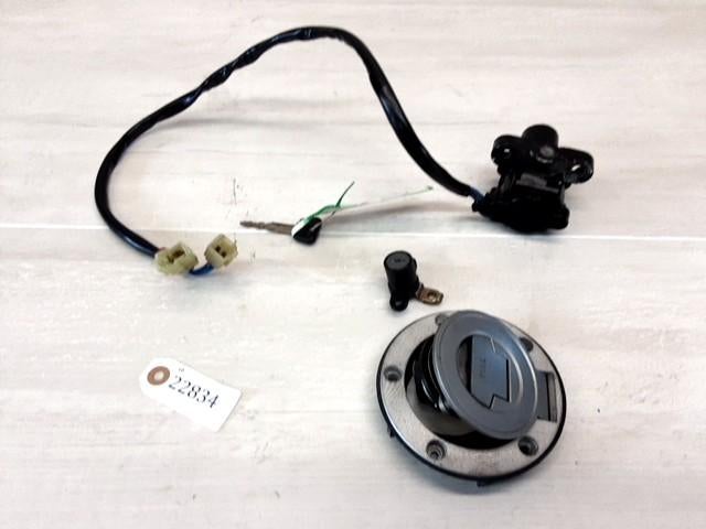 R6 1999 - 2002 Yamaha Slot Contactslot D1-45884