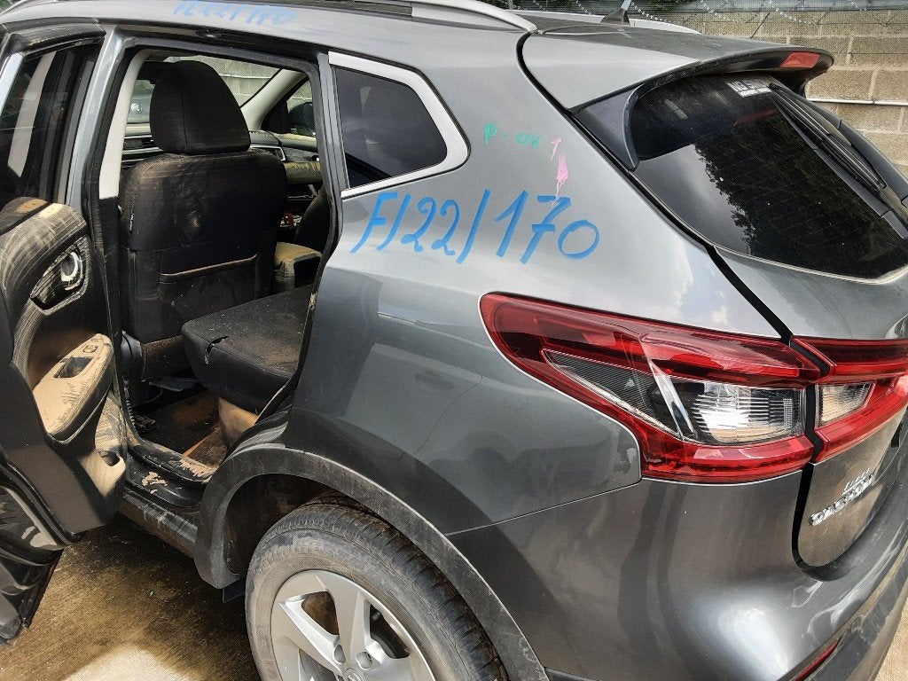 AILE ARRIÈRE GAUCHE Nissan Qashqai (J11) (01-2013/-), Arrière, Garde-boue, Mevr. I. Hauben, Utilisé