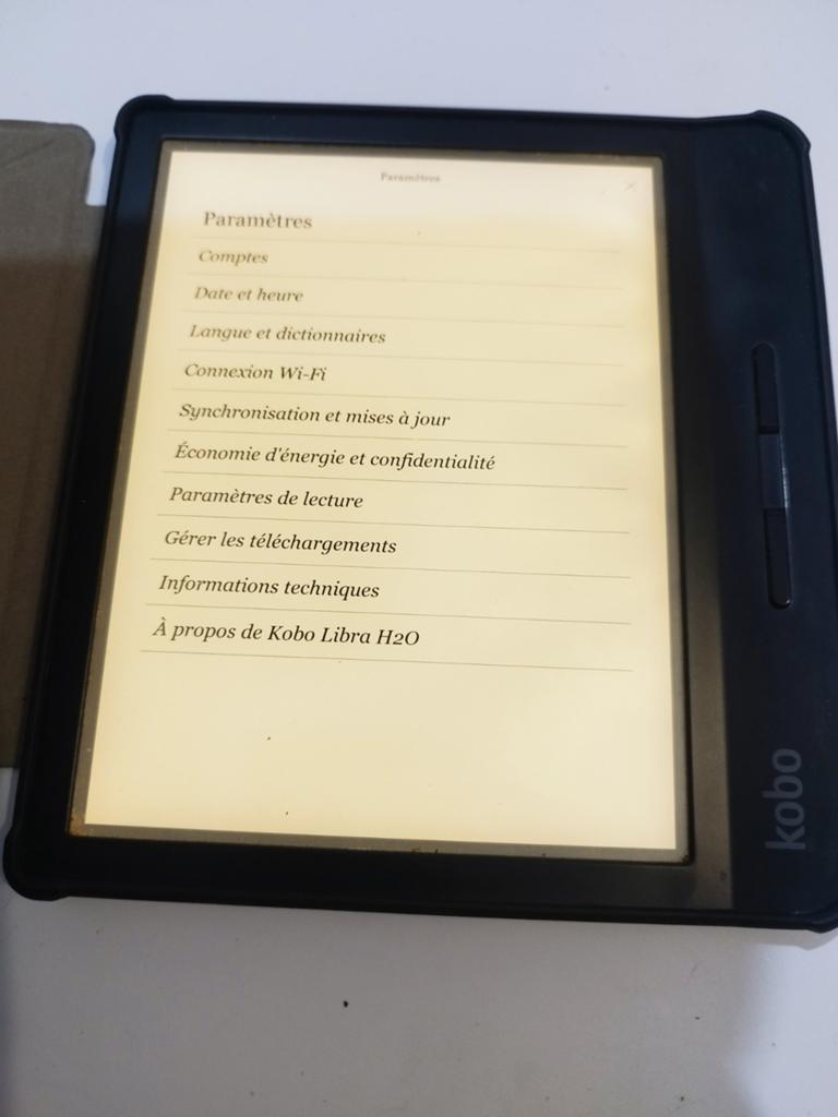 Kobo libra H20,wifi,tactile,8GB