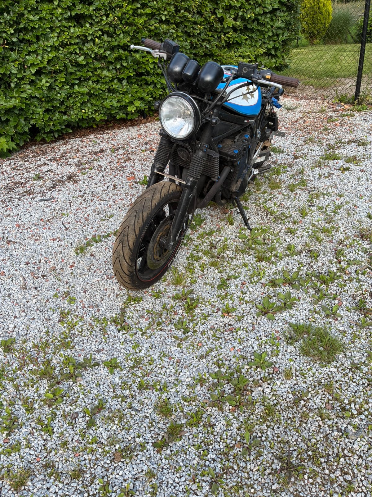 Suzuki 600 – Zonder papieren – Voor onderdelen of project, Motoren, 4 cilinders, Gebruikt, Particulier, SuperMoto