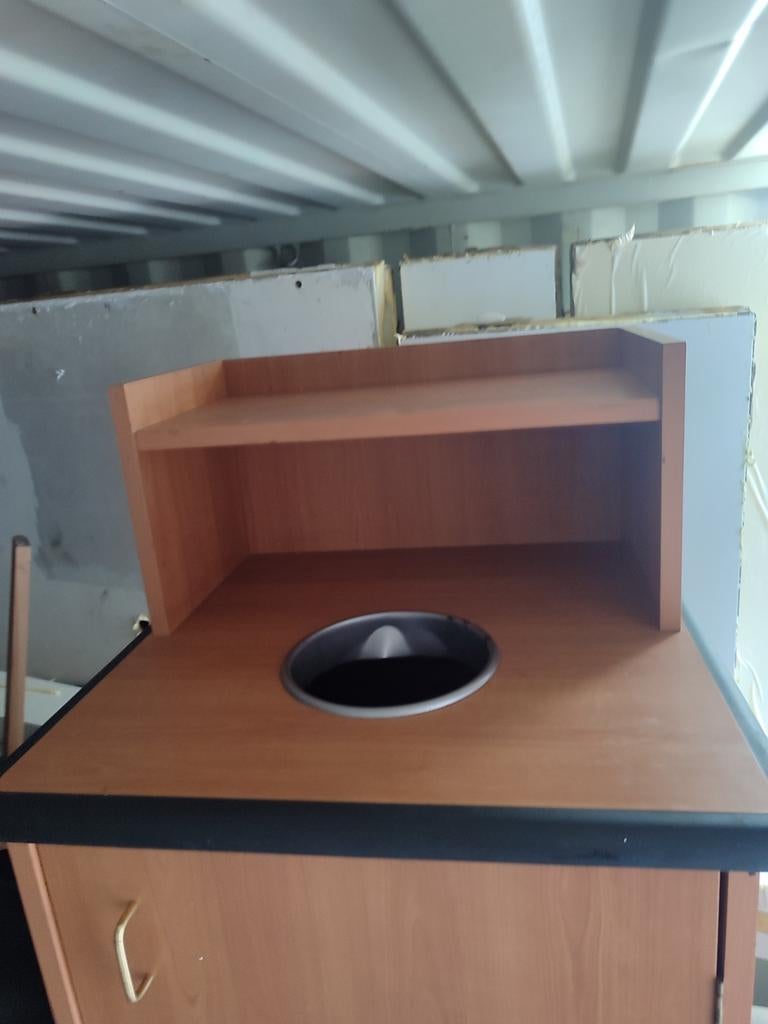 Vend poubelle restaurant fast food