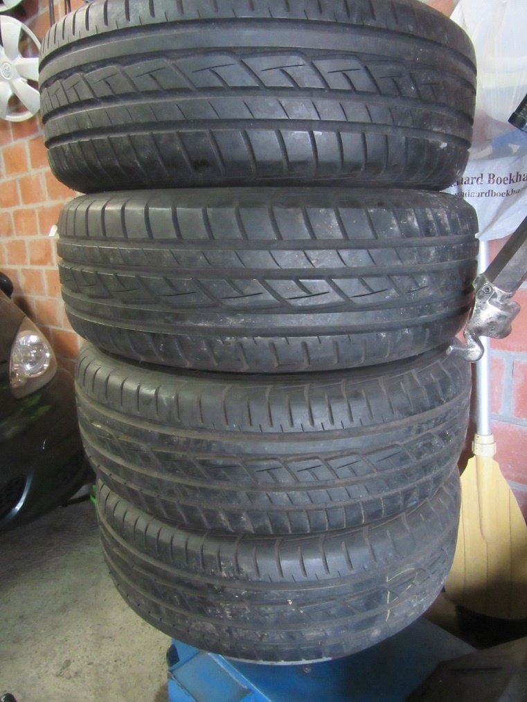 Banden 215/65R16 98w, 215 mm, 16 pouces, Véhicule de tourisme, Pneus été