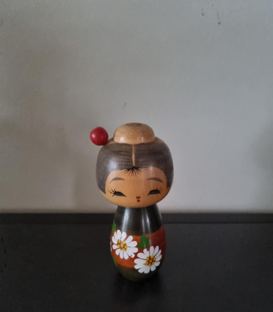Kokeshi vintage de Murakami Chie, Antiquités & Art, Art | Art non-occidental, Envoi