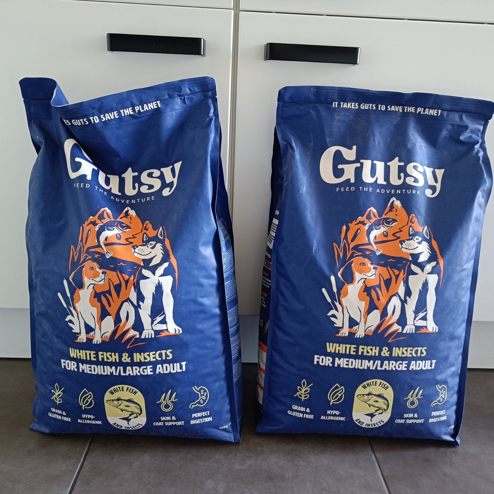 2 sacs de nourriture pour chiens Gutsy (2 x 10 kg), Animaux & Accessoires, Enlèvement, Poisson