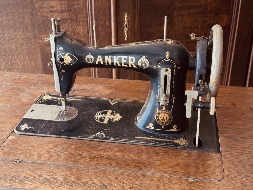Antieke Anker Trapnaaimachine, Antiek en Kunst, Ophalen