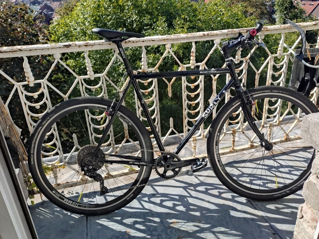 Surly Cross-check flat bar gravel bike - Custom, 28 inch, Gebruikt, 10 tot 15 versnellingen, Velgrem