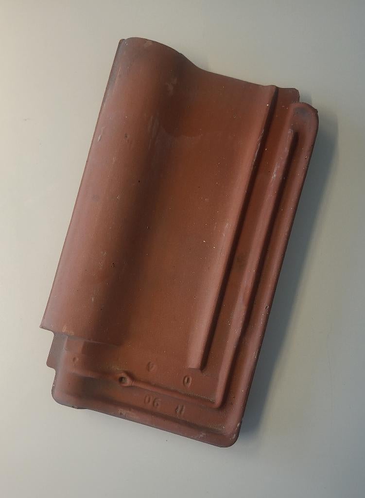 Lots de tuiles 46x23, Bricolage & Construction, Tuiles & Revêtements de toit, Comme neuf, Tuiles, Pierre ou Argile, Rouge, 15 m² ou plus