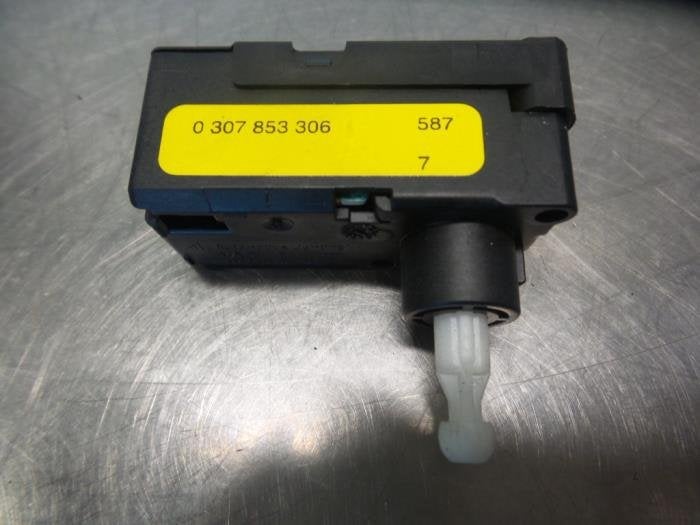 Moteur phare d'un Opel Zafira B (Zafira B 05-), -, Opel, 3 mois de garantie, Utilisé