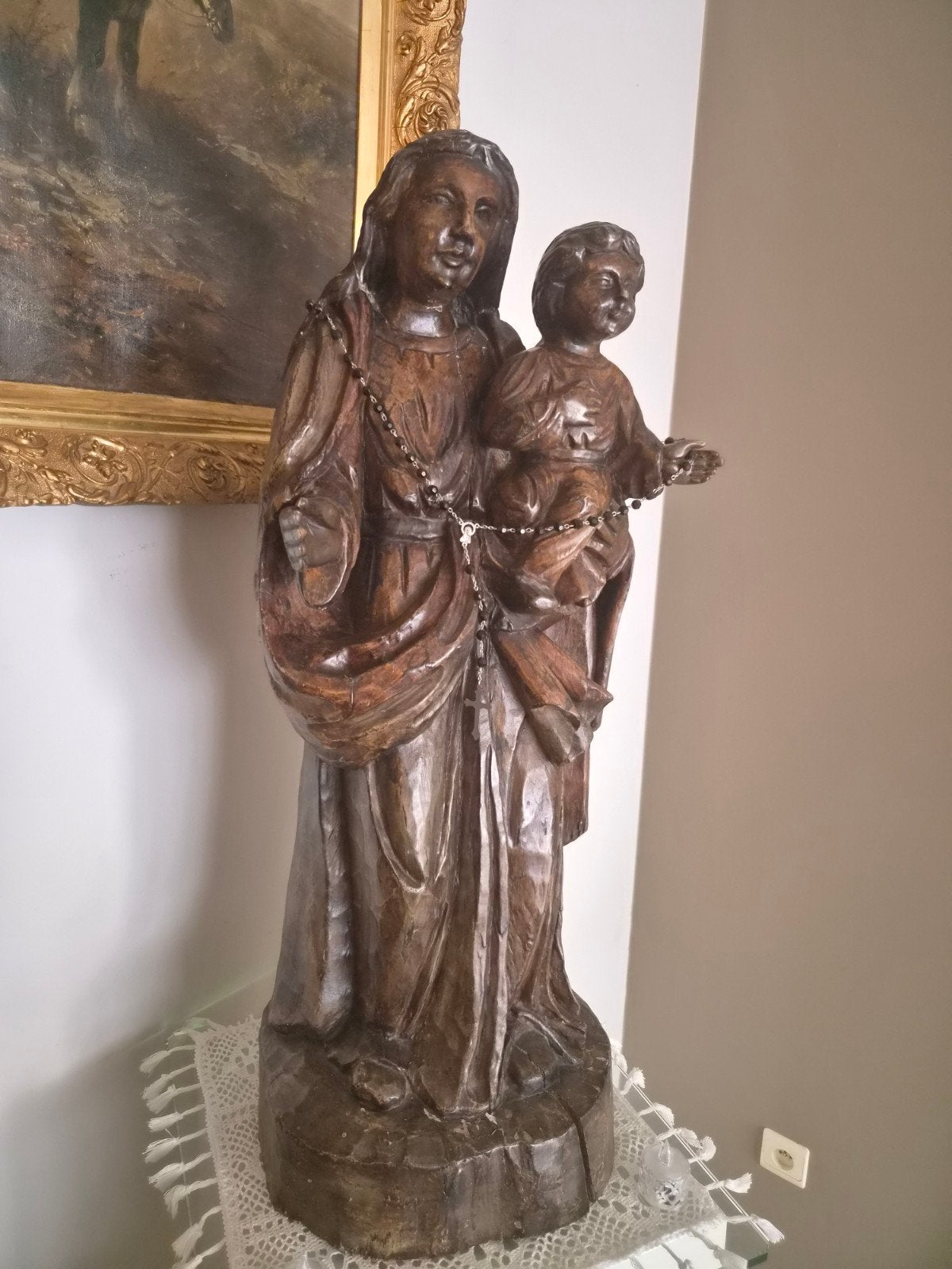 Madonna-met-Kind-sculptuur met een donkere patina, vermoedel, Antiek en Kunst, Ophalen