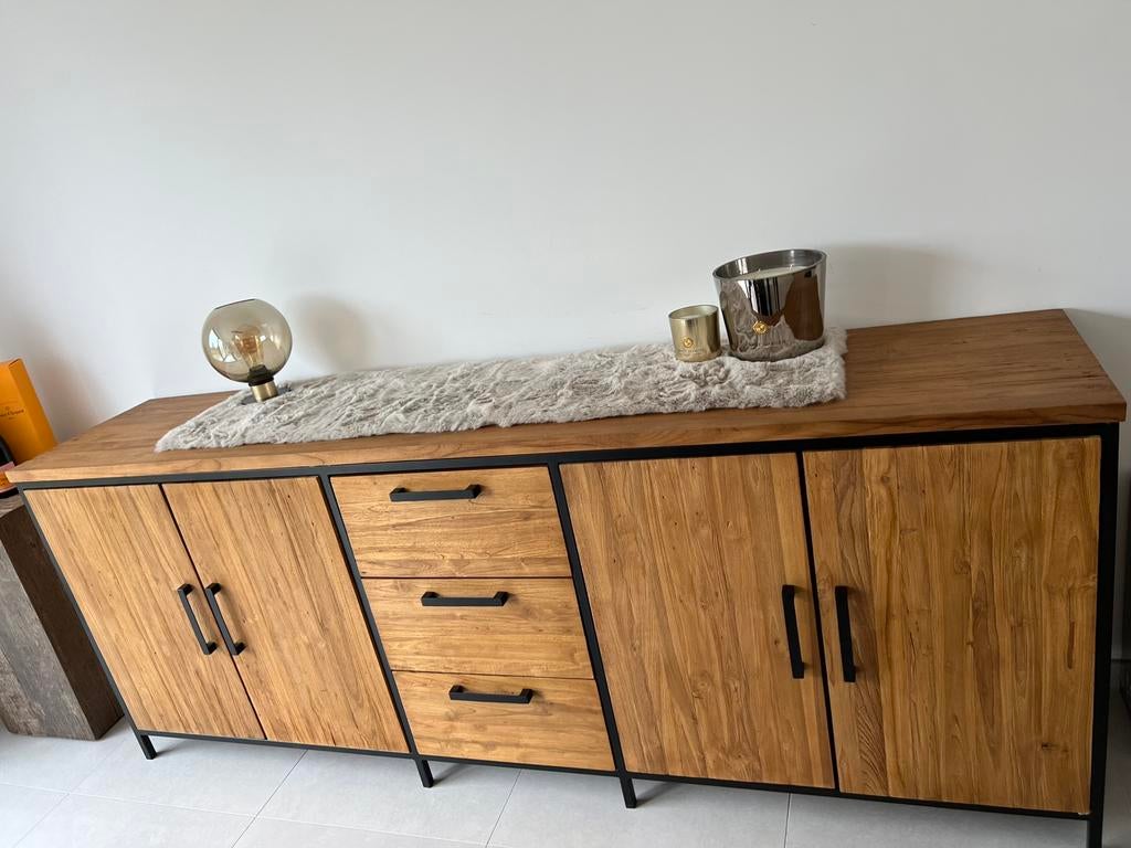 Paco dressoirkast, Huis en Inrichting, Ophalen, Nieuw, Overige houtsoorten, Met deur(en)