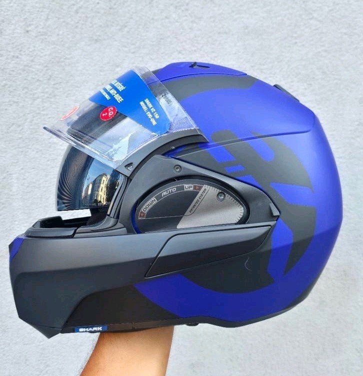 Shark  modulaire motorhelm, Motoren, Kleding | Motorhelmen, M, Shark
