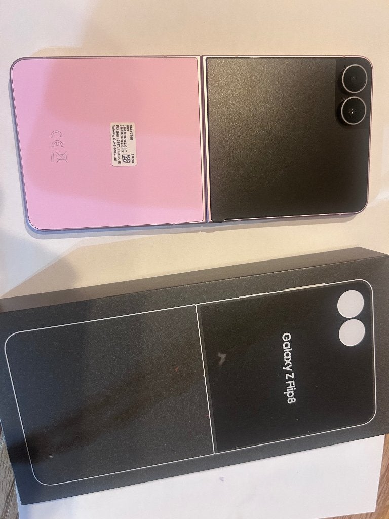 Samsung ZFlip8, Télécoms, Téléphonie mobile | Samsung, Neuf, Rose, Enlèvement, Sans abonnement